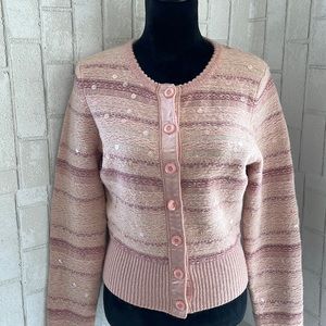 Sleeping on snow pink cardigan